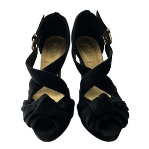J. Crew Size 7 Italian‎ Leather Suede Strip Twist Pump Shoe Black